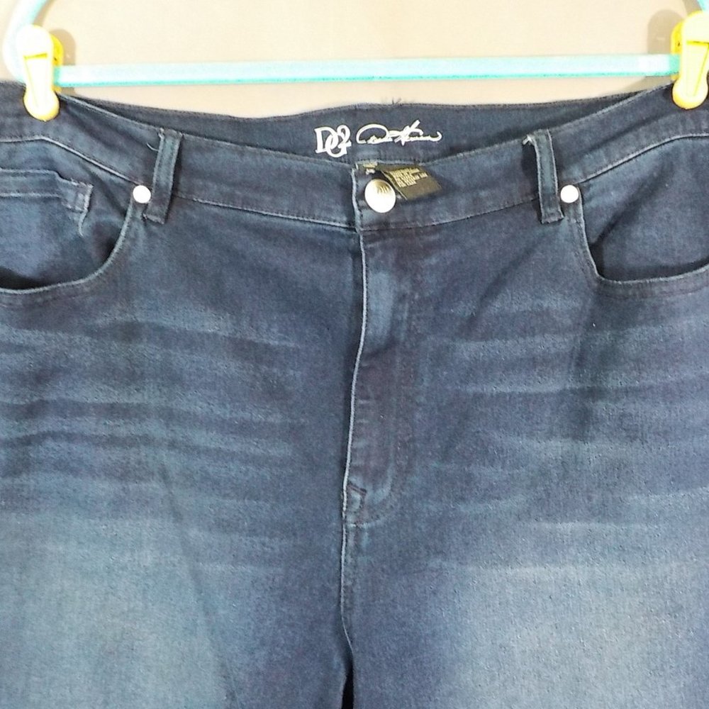 DG2 Diane Gilman Stretch Boot Cut Dark Wash Jeans Plus Size 22W - Picture 3 of 6